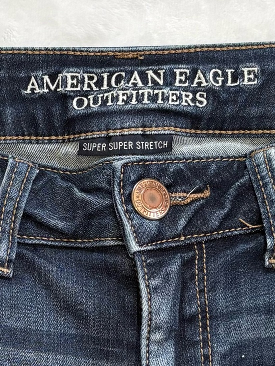 AMERICAN EAGLE OUTFITTERS Super Stretch MIDI Denim Jean Shorts Dark Wash 8 - Picture 3 of 8